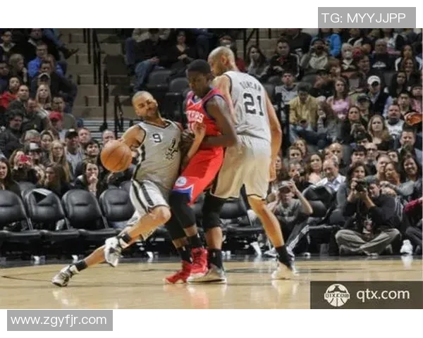 武汉篮球队配合问题引发热议球迷与专家各执己见探讨战术调整 武汉篮球队配合问题引发热议球迷与专家各执己见探讨战术调整