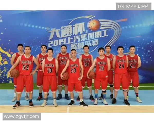 赛后分析:杭州篮球队与广州篮球队的默契配合与战术执行探讨 赛后分析:杭州篮球队与广州篮球队的默契配合与战术执行探讨